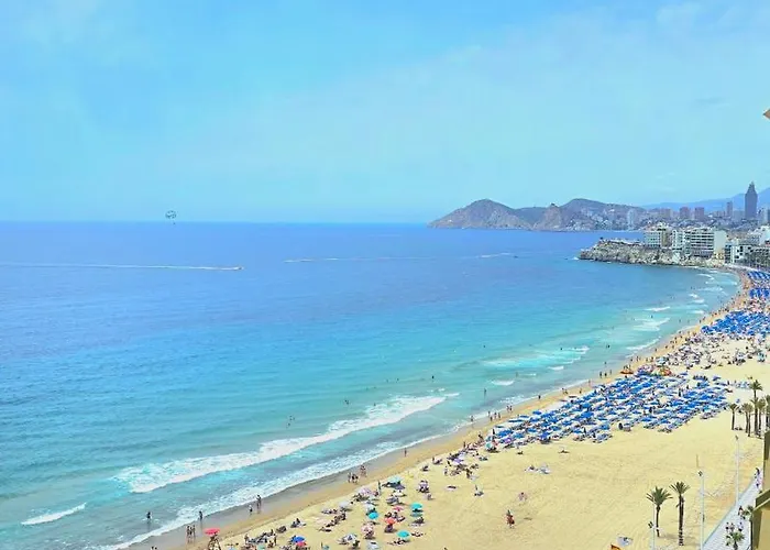 Primera Linea De Playa- First Line *